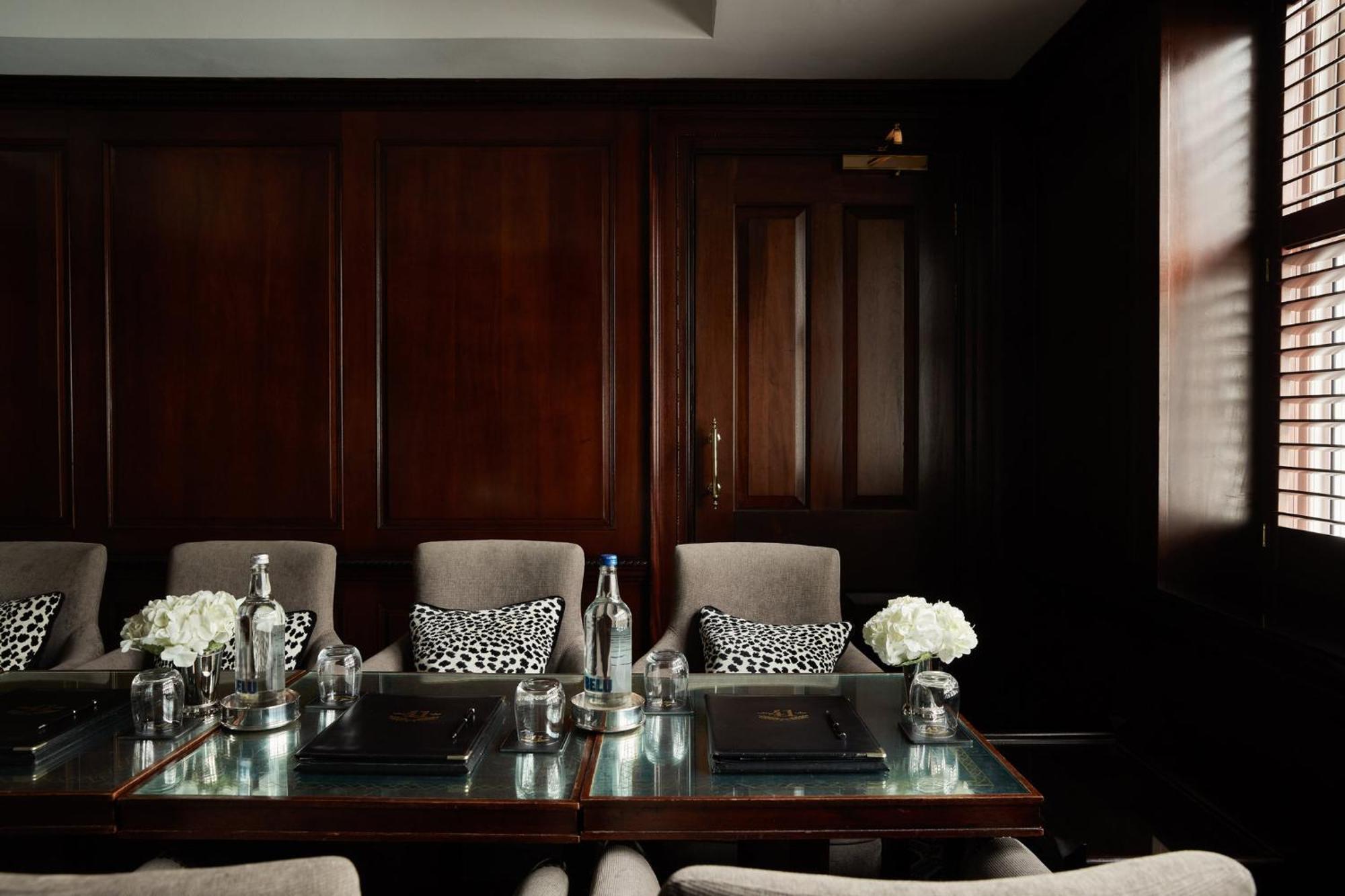 41 Hotel London Kültér fotó The boardroom at the London office