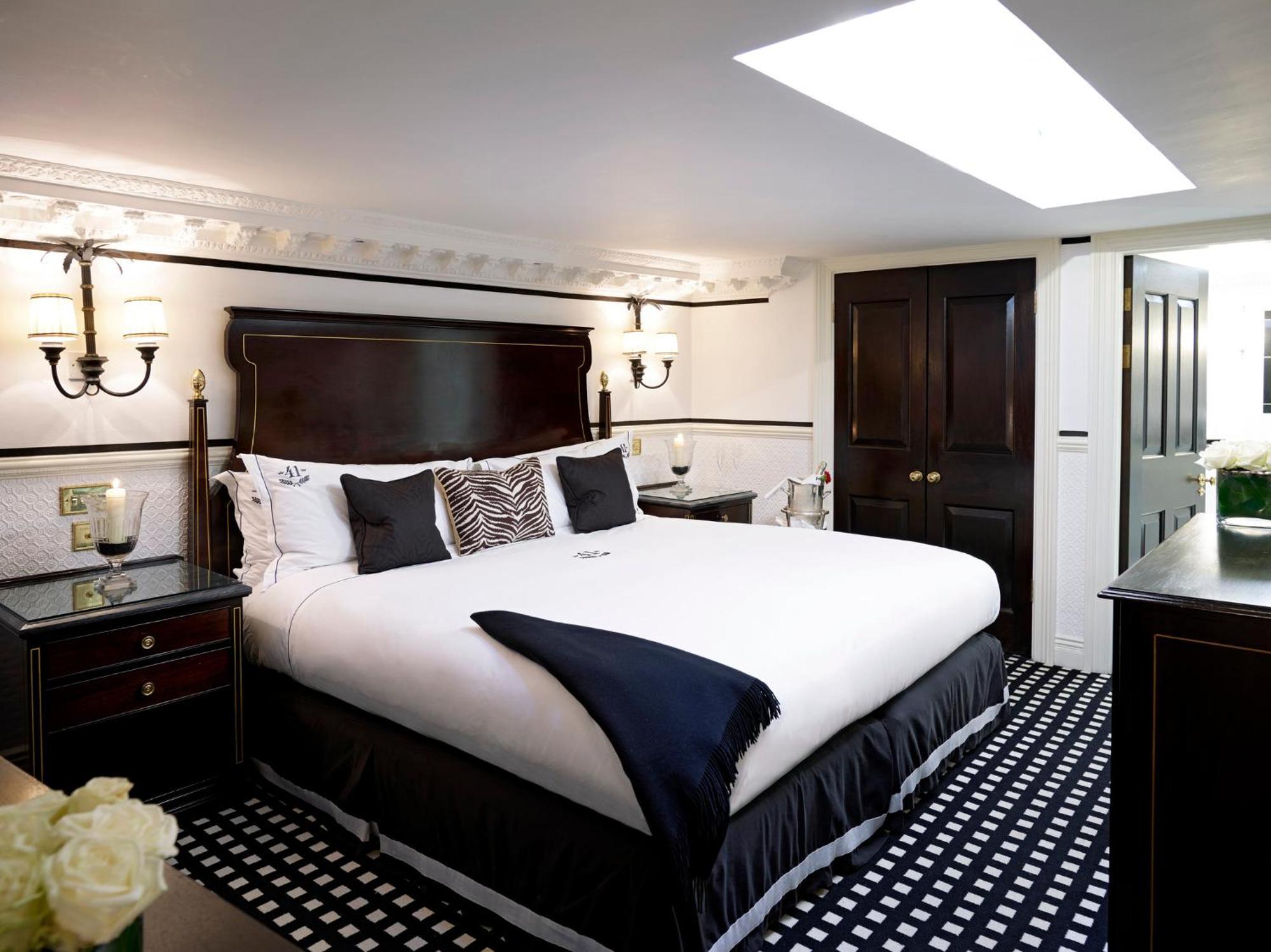 41 Hotel London Kültér fotó A suite at the hotel