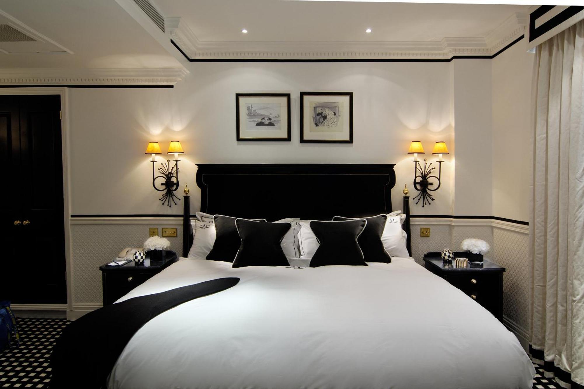41 Hotel London Kültér fotó A bedroom at the hotel